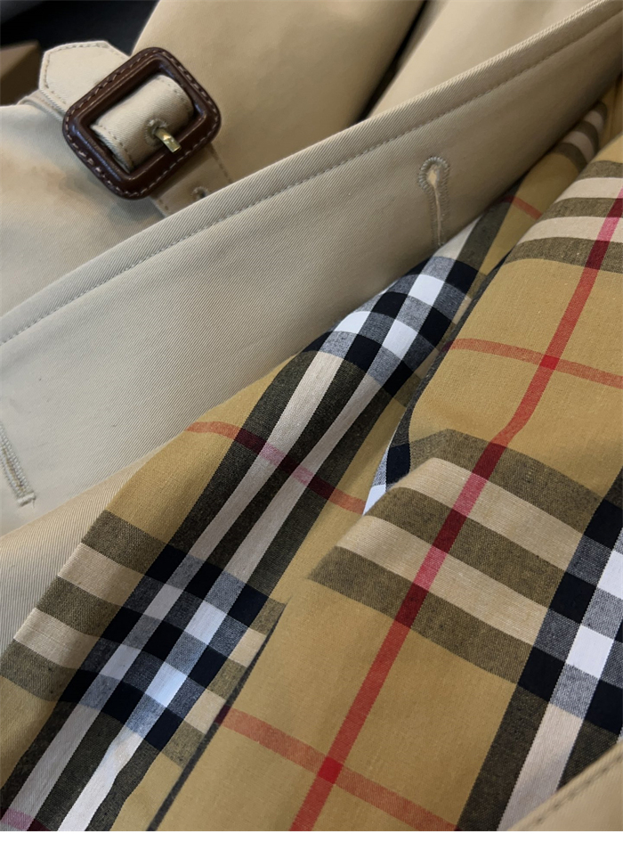 Burberry 버버리 해리티지 여성용 롱 뉴 켄징턴 베이지 레플리카 20번 이미지 - 의류 | 세미샵 레플리카 사이트