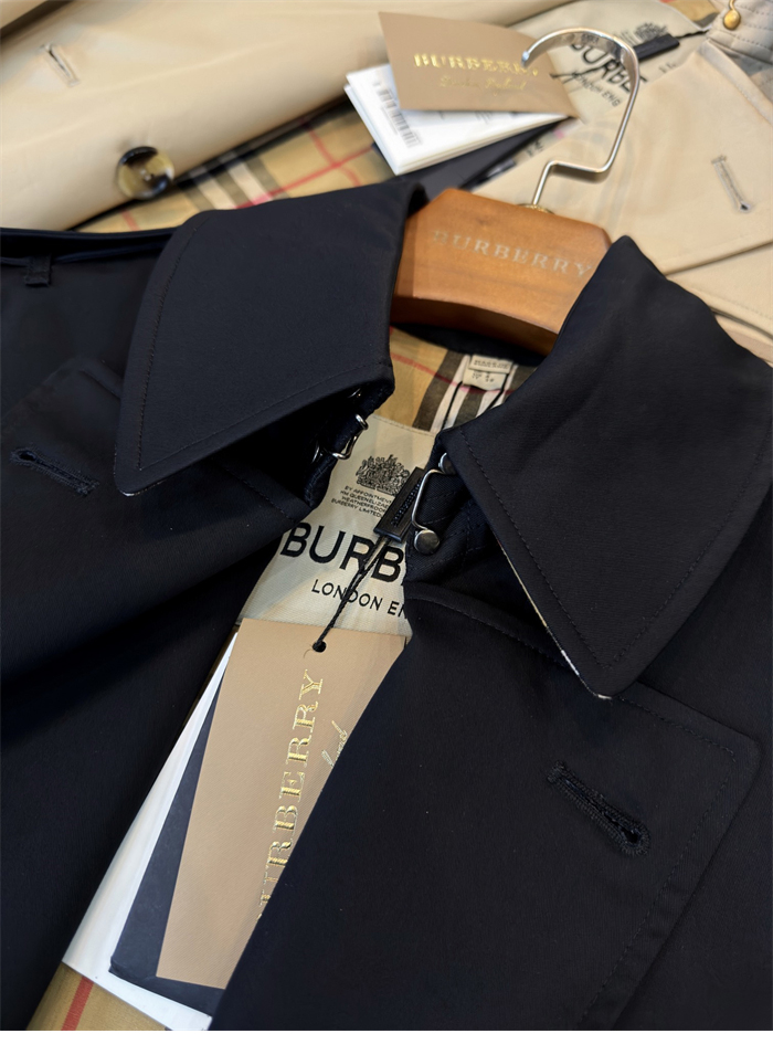 Burberry 버버리 해리티지 여성용 숏 뉴 켄징턴 트렌치코트 블랙 레플리카 13번 이미지 - 의류 | 세미샵 레플리카 사이트