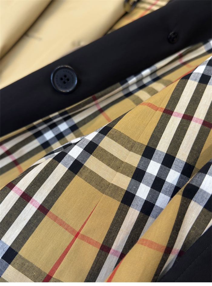 Burberry 버버리 해리티지 여성용 숏 뉴 켄징턴 트렌치코트 블랙 레플리카 16번 이미지 - 의류 | 세미샵 레플리카 사이트