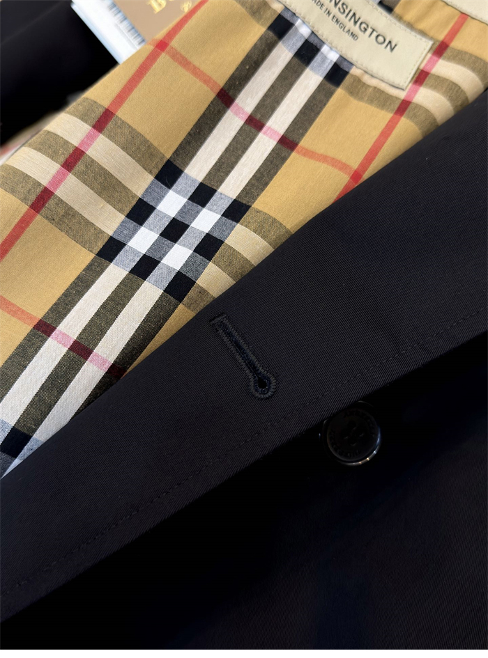 Burberry 버버리 해리티지 여성용 숏 뉴 켄징턴 트렌치코트 블랙 레플리카 17번 이미지 - 의류 | 세미샵 레플리카 사이트