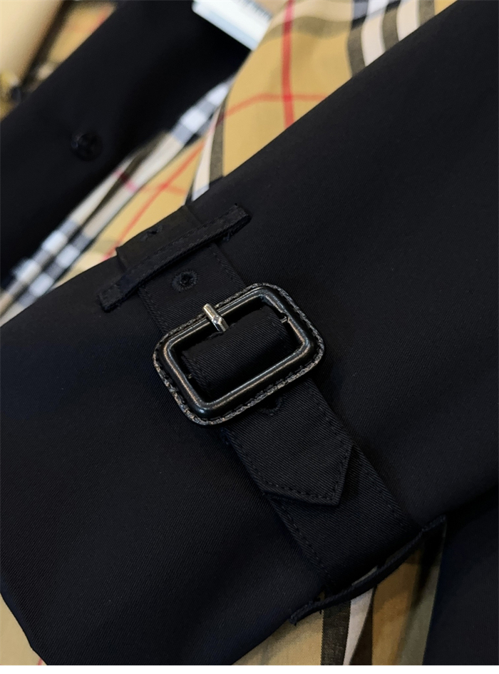 Burberry 버버리 해리티지 여성용 숏 뉴 켄징턴 트렌치코트 블랙 레플리카 21번 이미지 - 의류 | 세미샵 레플리카 사이트