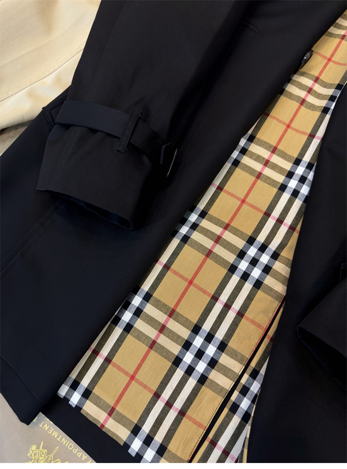 Burberry 버버리 해리티지 여성용 숏 뉴 켄징턴 트렌치코트 블랙 레플리카 25번 이미지 - 의류 | 세미샵 레플리카 사이트