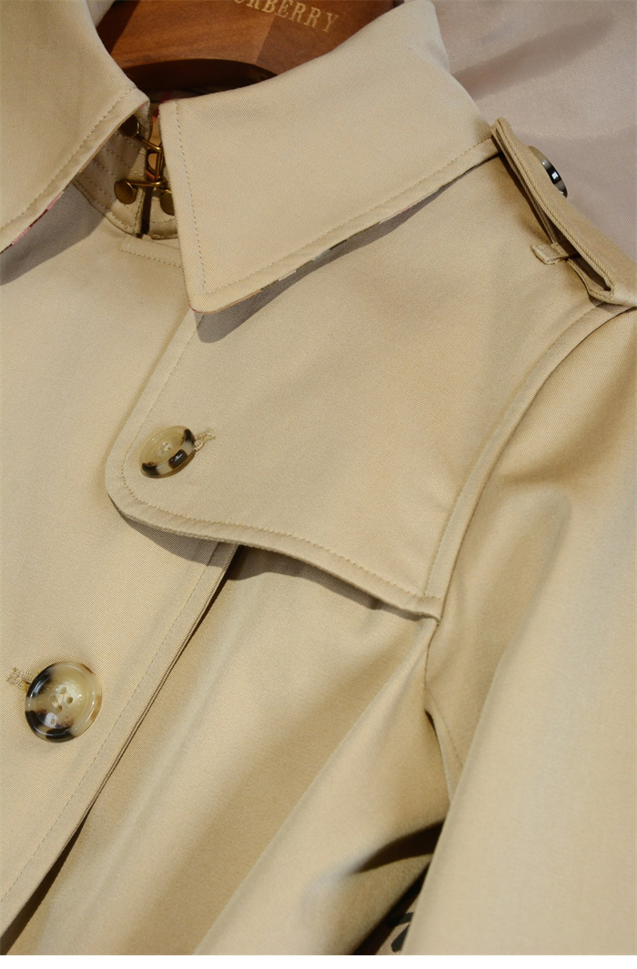 Burberry 버버리 해리티지 여성용 숏 켄징턴 트렌치코트 베이지 레플리카 13번 이미지 - 의류 | 세미샵 레플리카 사이트