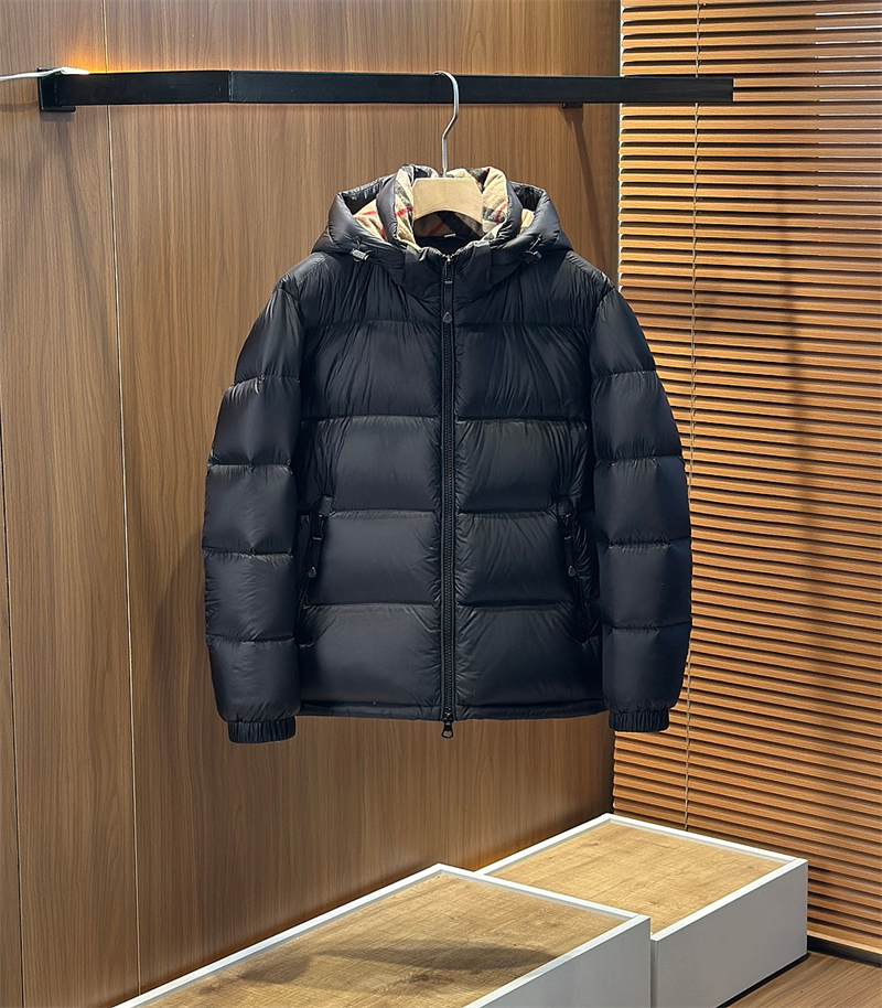 버버리 버버리 후드 다운 푸퍼 자켓 레플리카 17번 이미지 - 의류 | 세미샵 레플리카 사이트