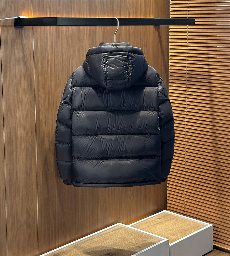 버버리 버버리 후드 다운 푸퍼 자켓 레플리카 15번 이미지 - 의류 | 세미샵 레플리카 사이트