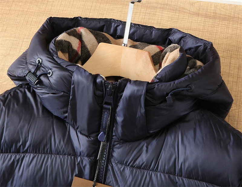 버버리 버버리 후드 다운 푸퍼 자켓 레플리카 20번 이미지 - 의류 | 세미샵 레플리카 사이트