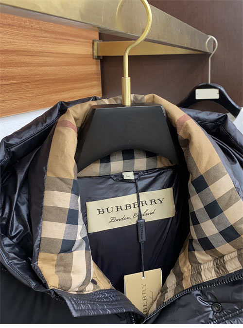 Burberry 버버리 24FW 로고 숏 패딩 레플리카 13번 이미지 - 의류 | 세미샵 레플리카 사이트