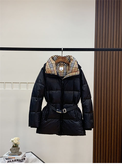 Burberry 버버리 90 트렌치 벨트 패딩 다운 자켓 레플리카 4번 이미지 - 의류 | 세미샵 레플리카 사이트