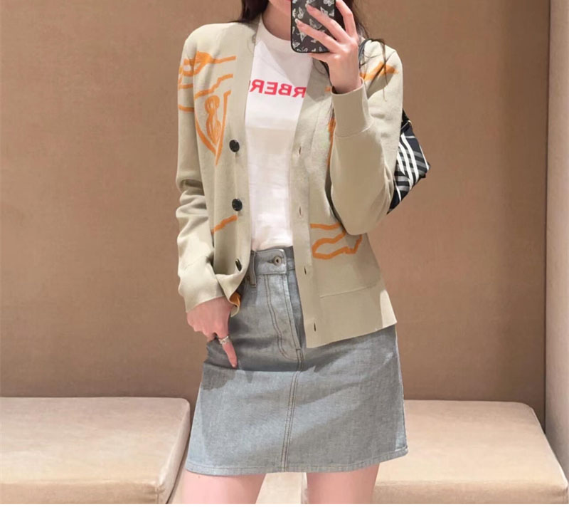 Burberry 버버리 EKD 코튼 블렌드 가디건 레플리카 6번 이미지 - 의류 | 세미샵 레플리카 사이트