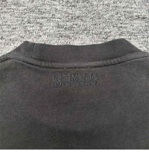 Vetements 베트멍 스티키 로고 반팔 티셔츠 레플리카 12번 이미지 - 의류 | 세미샵 레플리카 사이트
