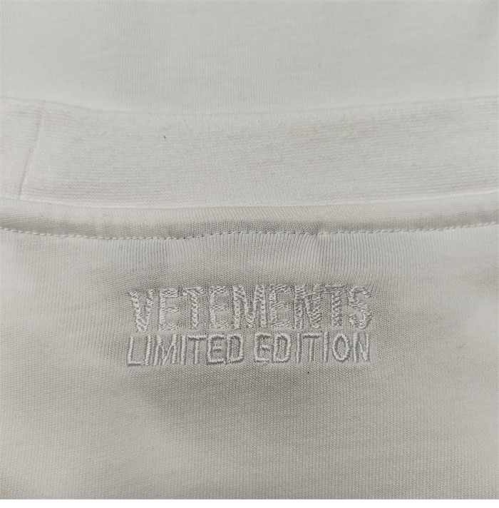 Vetements 베트멍 에펠탑 프린팅 오버사이즈 반팔 티셔츠 레플리카 9번 이미지 - 의류 | 세미샵 레플리카 사이트