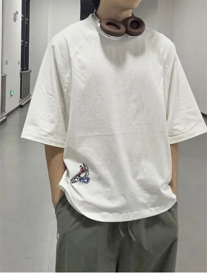 Bottega Veneta 보테가베네타 자수 디테일 코튼 반팔 티셔츠 레플리카 3번 이미지 - 의류 | 세미샵 레플리카 사이트