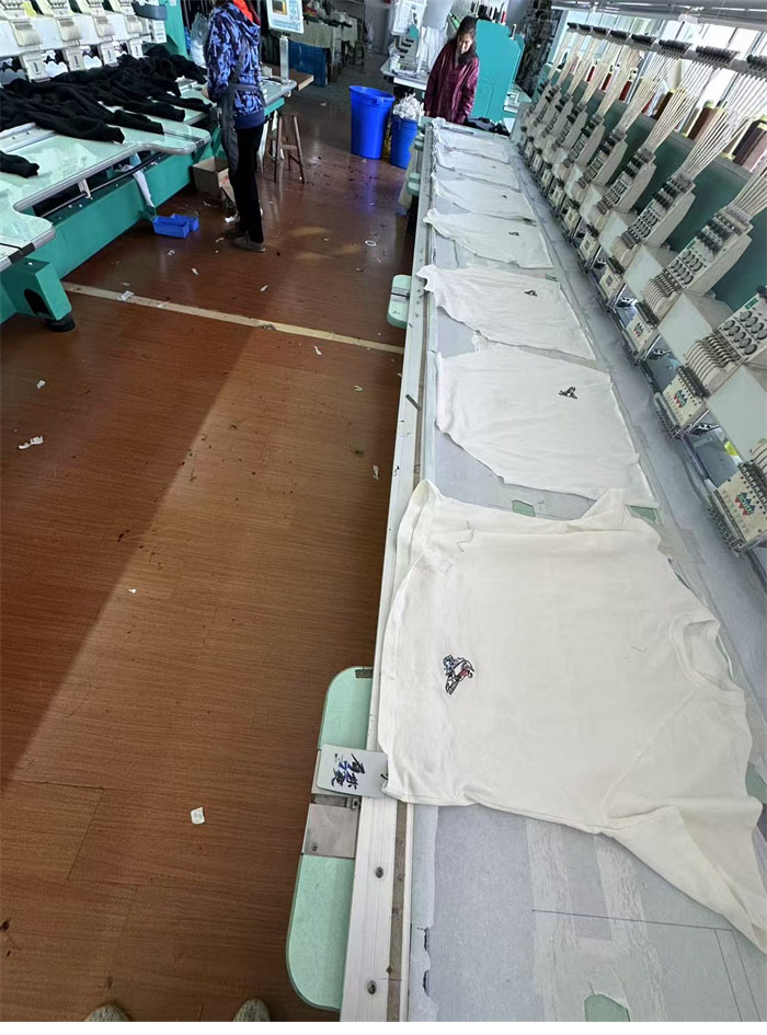 Bottega Veneta 보테가베네타 자수 디테일 코튼 반팔 티셔츠 레플리카 17번 이미지 - 의류 | 세미샵 레플리카 사이트