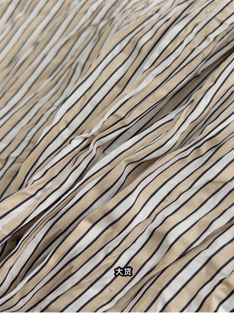 Bottega Veneta 보테가베네타 크러쉬드 테크 포플린 셔츠 베이지 레플리카 16번 이미지 - 의류 | 세미샵 레플리카 사이트