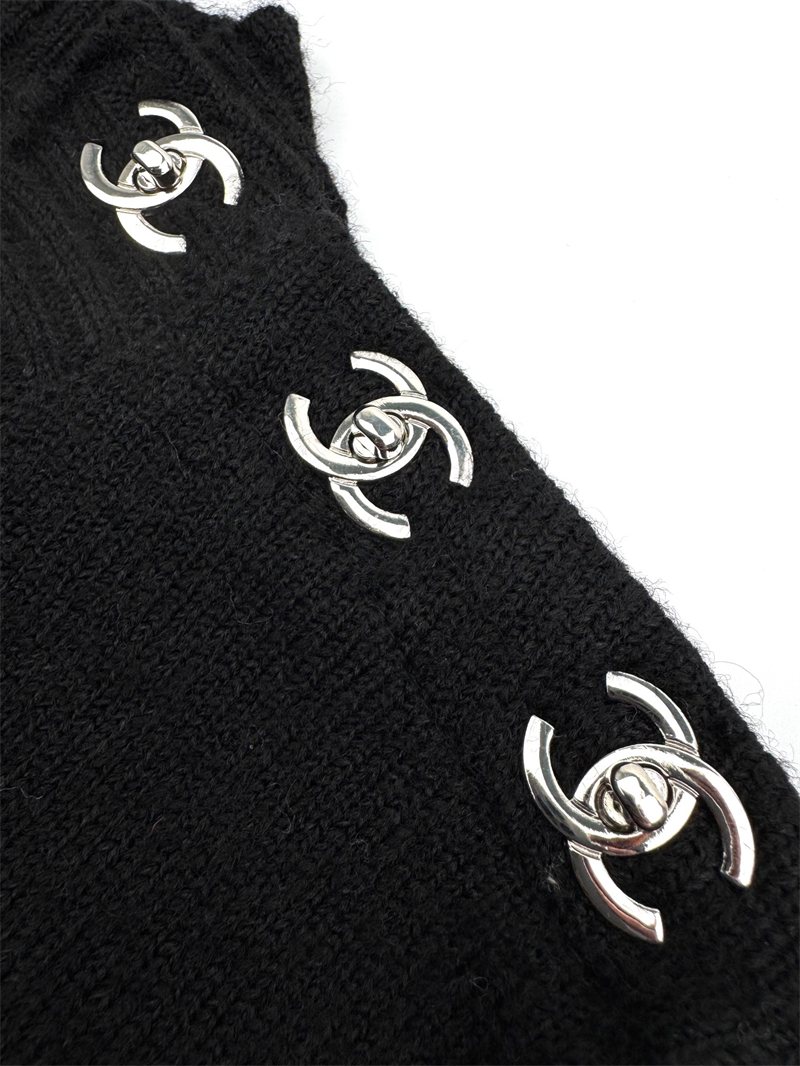 C H A N E L 샤넬 숄더 버튼 CC로고 울 니트 스웨터 레플리카 17번 이미지 - 의류 | 세미샵 레플리카 사이트