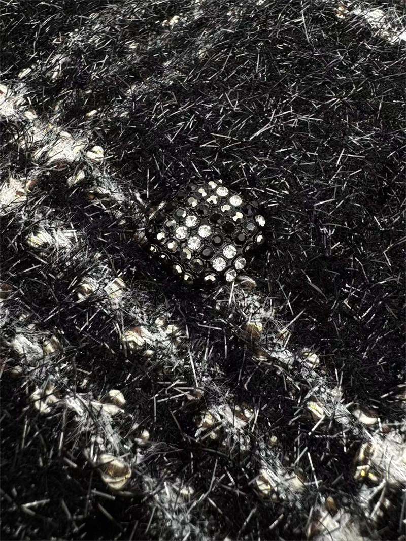 C H A N E L 샤넬 숄카라 체크 버튼 울 트위드 자켓 레플리카 11번 이미지 - 의류 | 세미샵 레플리카 사이트