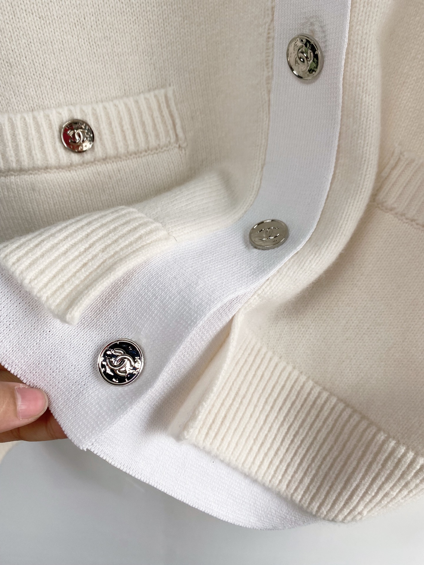 샤넬 샤넬 투인원 이펙트 가디건 레플리카 14번 이미지 - 의류 | 세미샵 레플리카 사이트