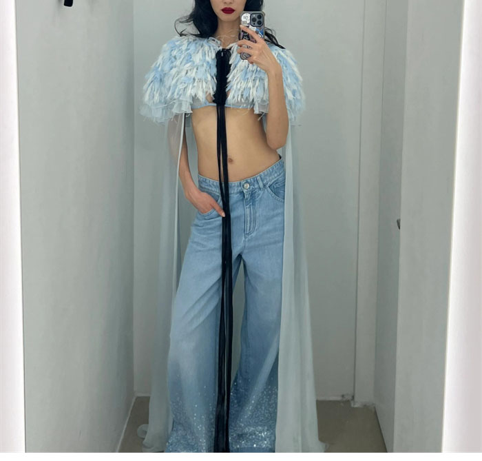 C H A N E L 샤넬 25P 시퀸 자수 워시드 데님 팬츠 레플리카 3번 이미지 - 의류 | 세미샵 레플리카 사이트