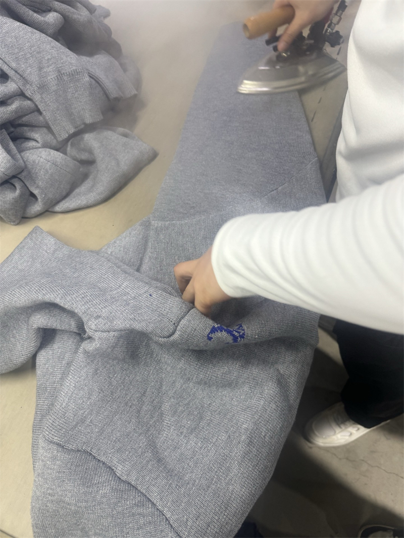 셀린느 셀린느 로고 아플리케 리브드 울 캐시미어 후디 레플리카 13번 이미지 - 의류 | 세미샵 레플리카 사이트