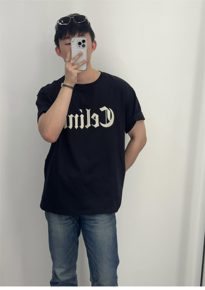 C E L I N E 셀린느 플로킹 로고 루즈핏 반팔 티셔츠 레플리카 4번 이미지 - 의류 | 세미샵 레플리카 사이트