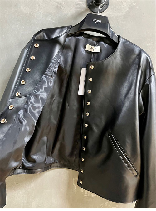 C E L I N E 셀린느 24FW 스냅 버튼 램스킨 퓨어 카라 자켓 레플리카 8번 이미지 - 의류 | 세미샵 레플리카 사이트