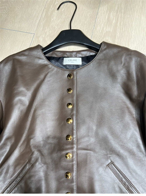 C E L I N E 셀린느 24FW 스냅 버튼 램스킨 퓨어 카라 자켓 레플리카 12번 이미지 - 의류 | 세미샵 레플리카 사이트