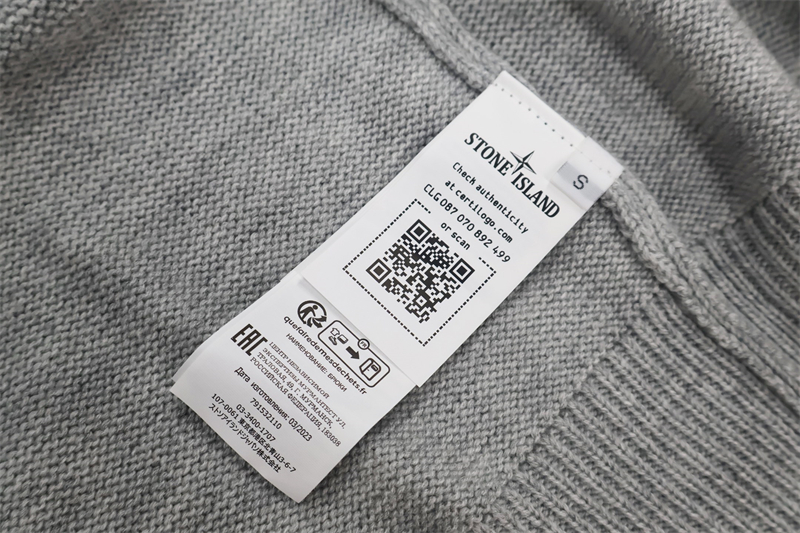 Stone Island 스톤아일랜드 와펜 하이넥 버튼 니트 스웨터 레플리카 11번 이미지 - 의류 | 세미샵 레플리카 사이트