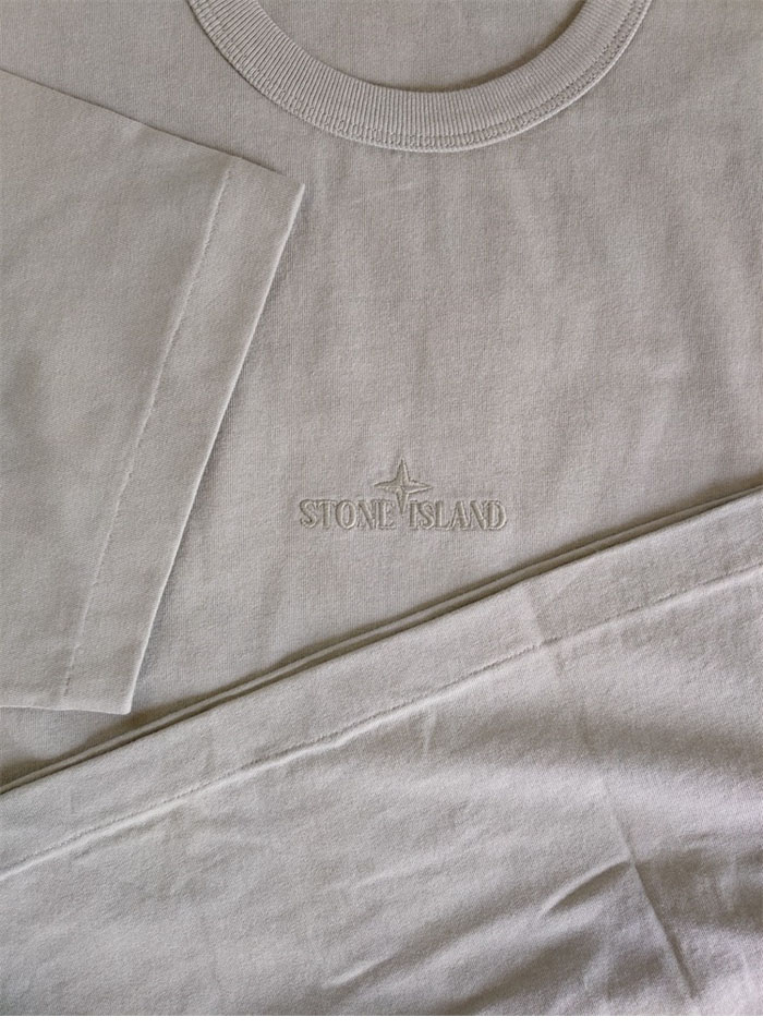 Stone Island 스톤아일랜드 23SS 20444 오버사이즈 핏 자수 티셔츠 레플리카 11번 이미지 - 의류 | 세미샵 레플리카 사이트