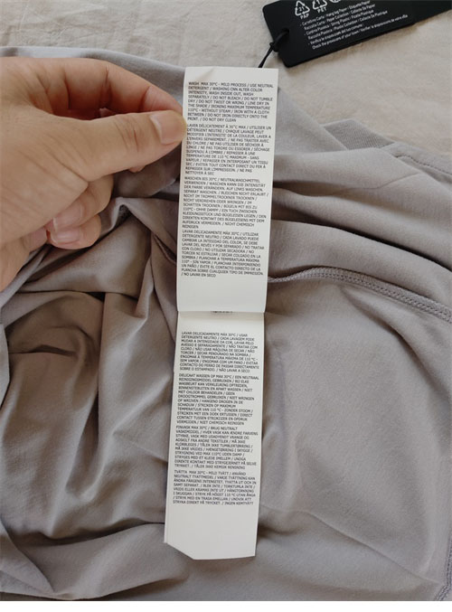 Stone Island 24SS 스톤아일랜드 2RC87 REFLECTIVE ONE 프린트 티셔츠 레플리카 4번 이미지 - 의류 | 세미샵 레플리카 사이트