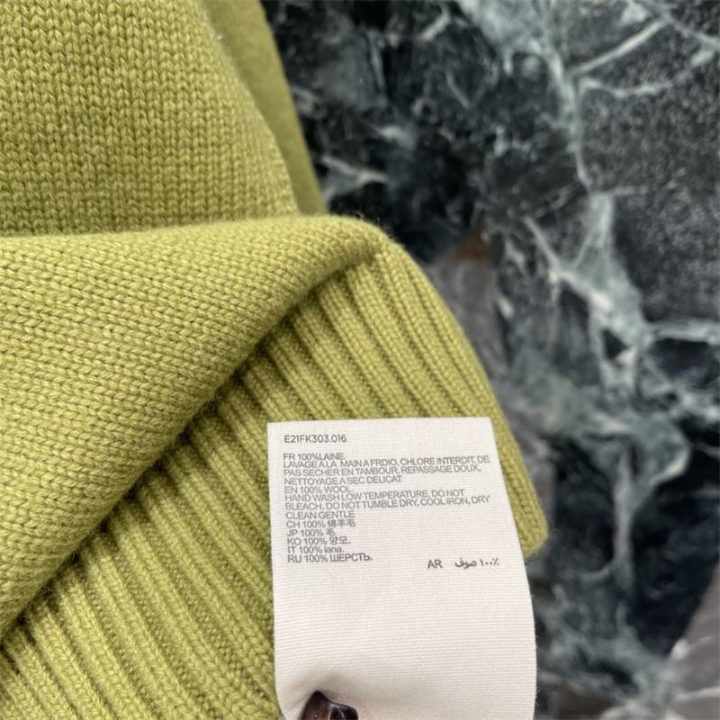 아미 아미 드 꾀흐 울 니트 스웨터 레플리카 2번 이미지 - 의류 | 세미샵 레플리카 사이트