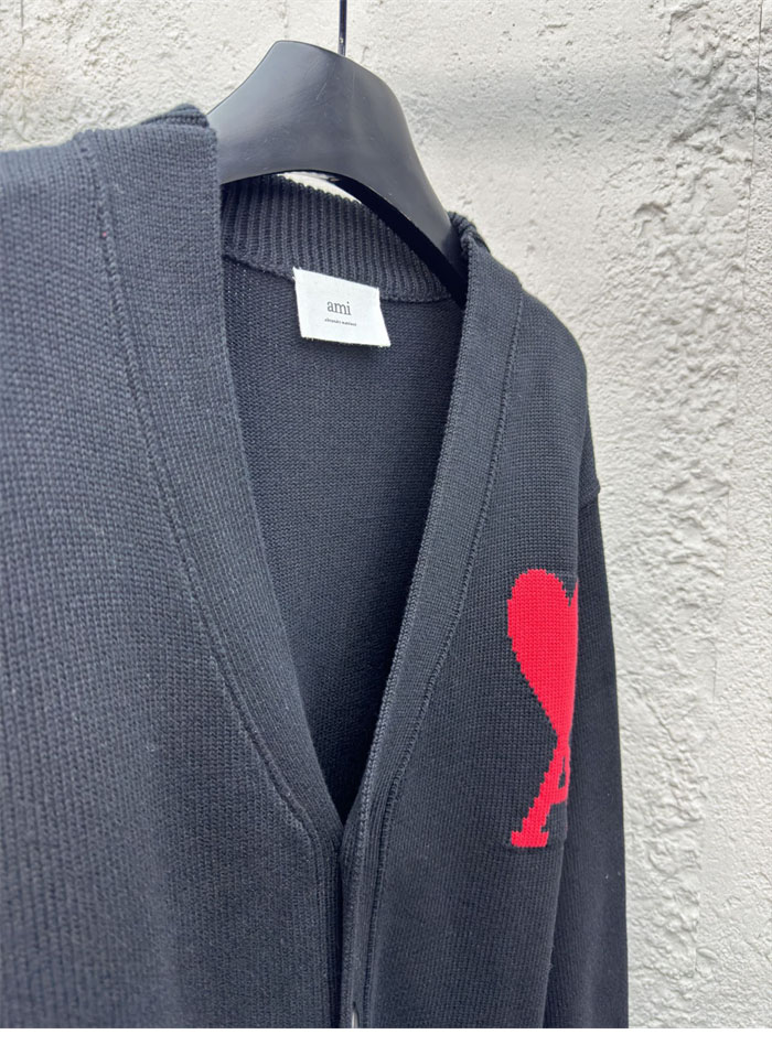 A M I 아미 빅하트 로고 V넥 울 가디건 레플리카 9번 이미지 - 의류 | 세미샵 레플리카 사이트