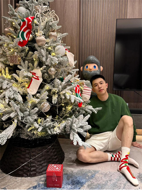 A M I 아미 하트 로고 오버사이즈 스웨트셔츠 맨투맨 3컬러 레플리카 31번 이미지 - 의류 | 세미샵 레플리카 사이트