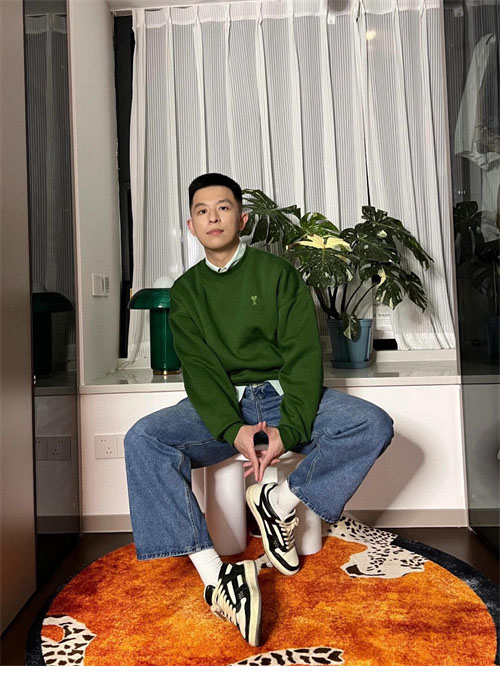 A M I 아미 하트 로고 오버사이즈 스웨트셔츠 맨투맨 3컬러 레플리카 32번 이미지 - 의류 | 세미샵 레플리카 사이트