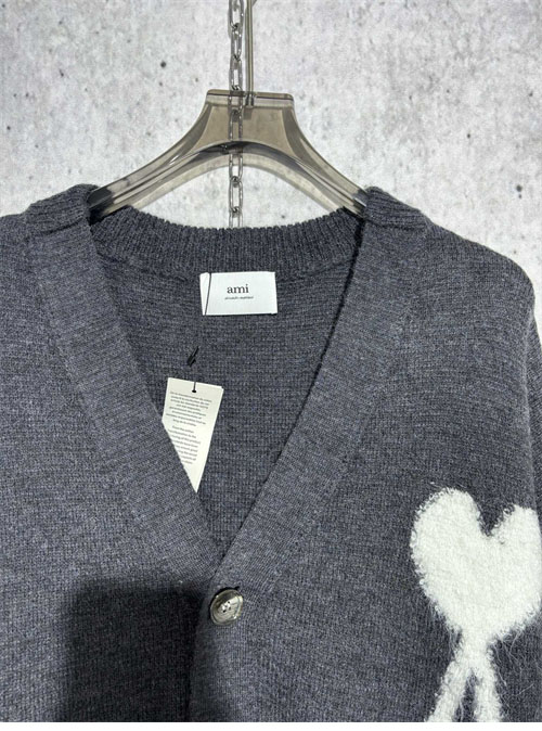 A M I 아미 헤어리 알파카 니트 가디건 레플리카 6번 이미지 - 의류 | 세미샵 레플리카 사이트