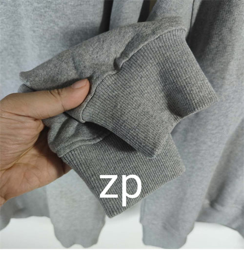 A M I 아미 24FW 스몰 하트 로고 맨투맨 그레이 레플리카 14번 이미지 - 의류 | 세미샵 레플리카 사이트