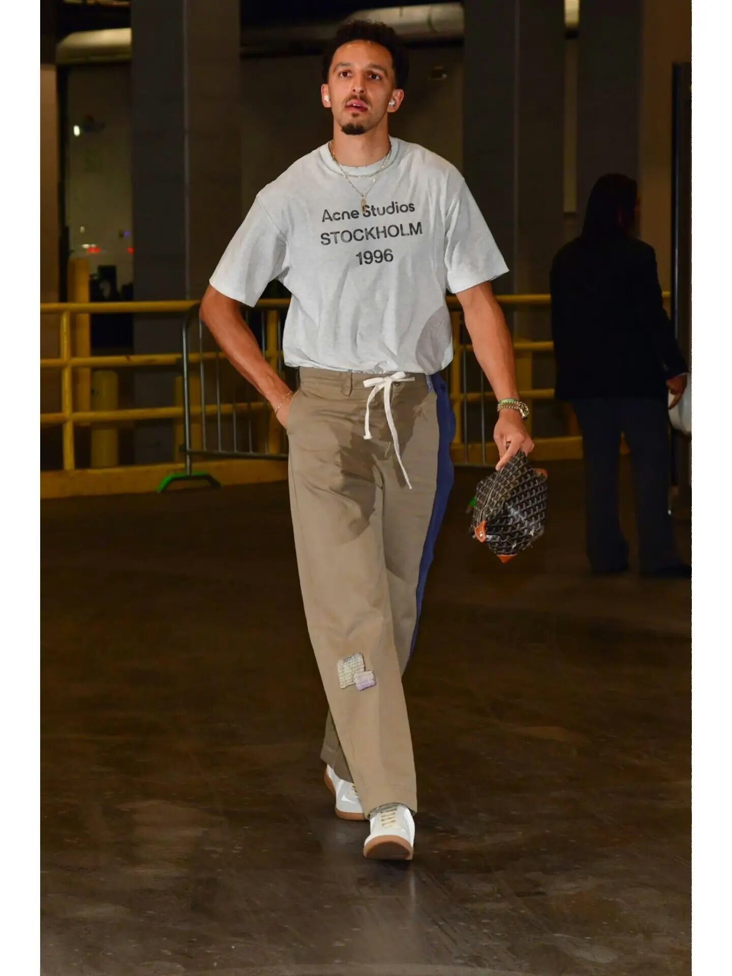 Acne Studios 아크네스튜디오 스톡홀름 그래픽 프린트 티셔츠 “2COLOR” 레플리카 6번 이미지 - 의류 | 세미샵 레플리카 사이트