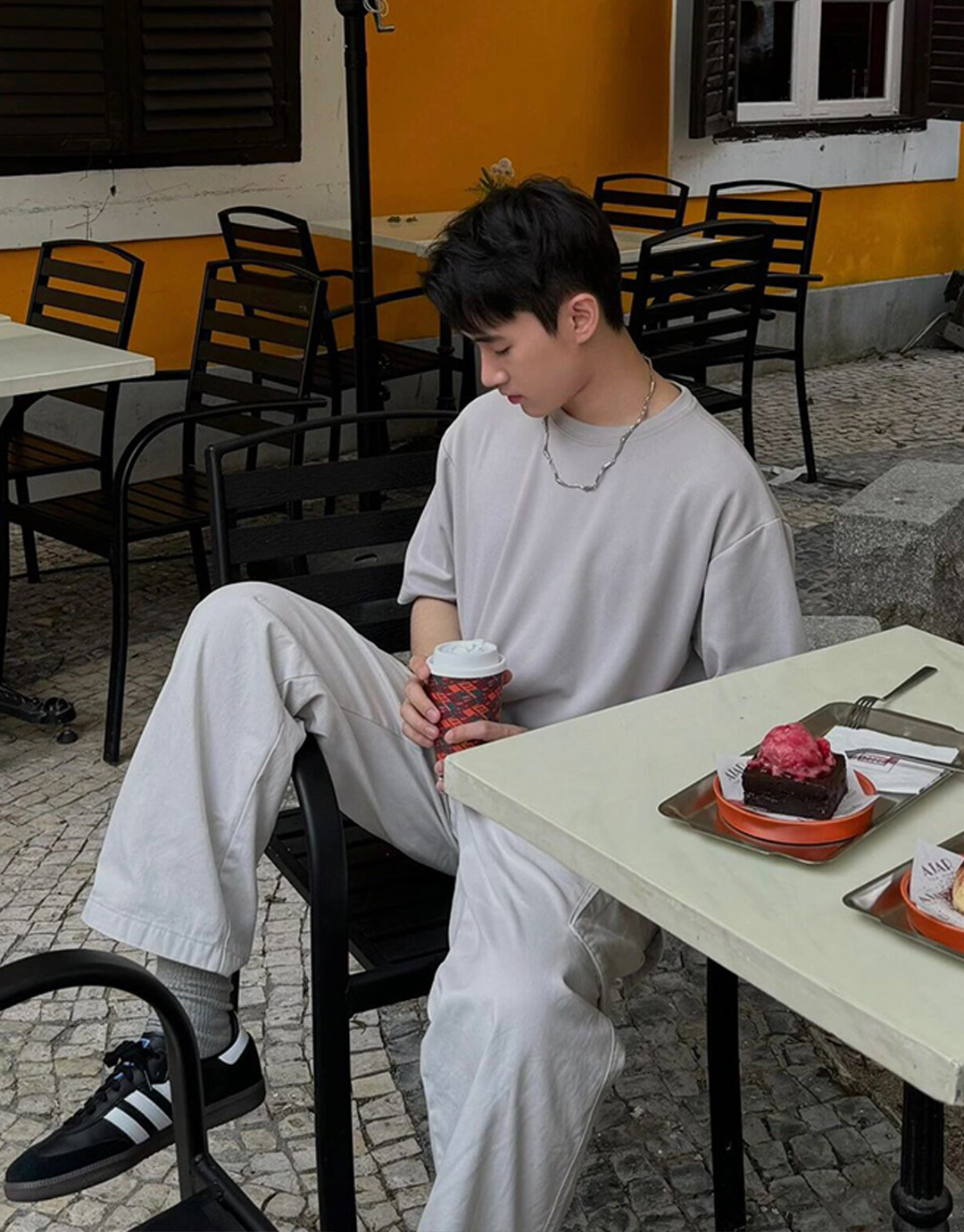 Acne Studios 아크네 스튜디오 백 고무패치 릴렉스 핏 크루넥 반팔 티셔츠 “2COLOR” 레플리카 5번 이미지 - 의류 | 세미샵 레플리카 사이트