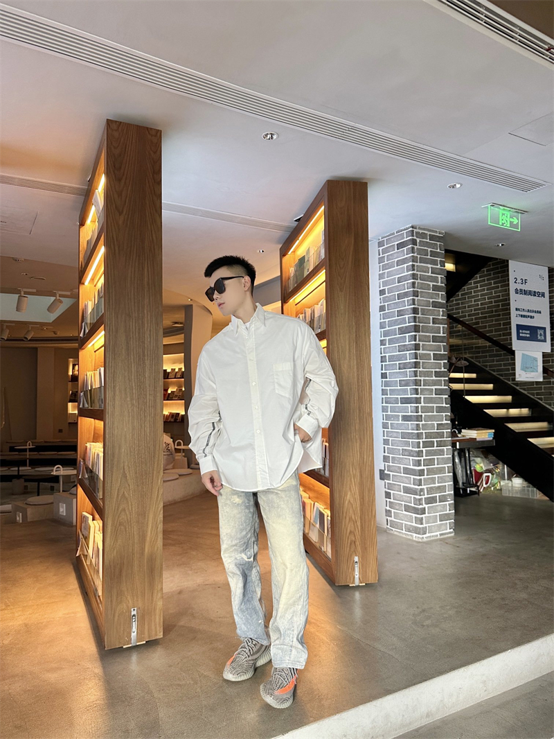 Acne Studios 아크네 포플린 버튼업 로고 스트라이프 셔츠 레플리카 2번 이미지 - 의류 | 세미샵 레플리카 사이트