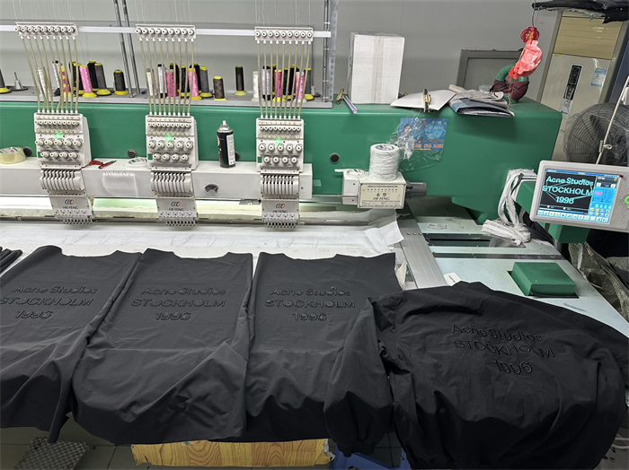 Acne Studios 아크네 1996 자수 집업 윈드브레이커 레플리카 19번 이미지 - 의류 | 세미샵 레플리카 사이트