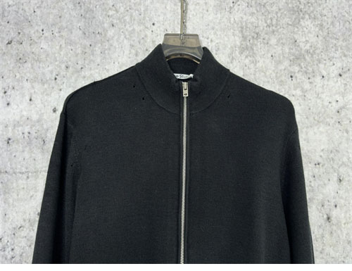 Acne Studios 아크네 24SS 백로고 울 집업 가디건 레플리카 3번 이미지 - 의류 | 세미샵 레플리카 사이트