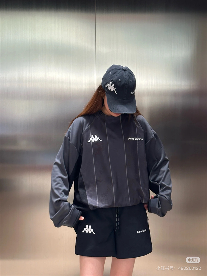 Acne Studios 아크네 x 카파 25SS 릴랙스 숏 팬츠 레플리카 2번 이미지 - 의류 | 세미샵 레플리카 사이트