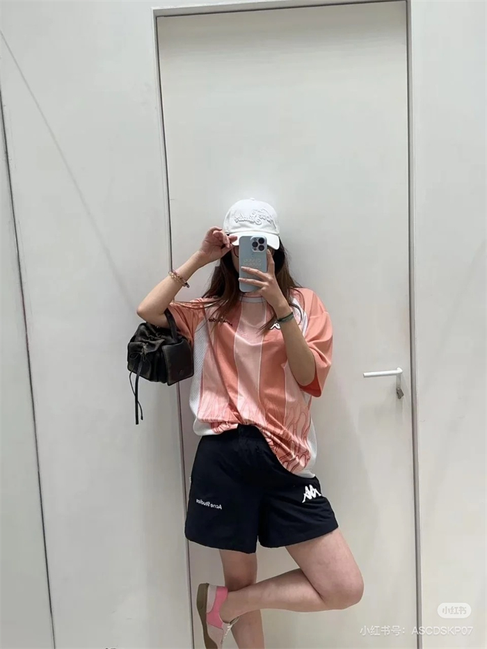 Acne Studios 아크네 x 카파 25SS 릴랙스 숏 팬츠 레플리카 3번 이미지 - 의류 | 세미샵 레플리카 사이트