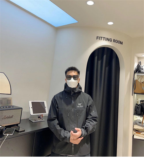 Arc Teryx 아크테릭스 베타 인슐레이티드 고어텍스 다운 자켓 레플리카 16번 이미지 - 의류 | 세미샵 레플리카 사이트