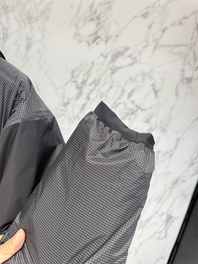 Arc Teryx 아크테릭스 패딩 알파 파카 레플리카 11번 이미지 - 의류 | 세미샵 레플리카 사이트