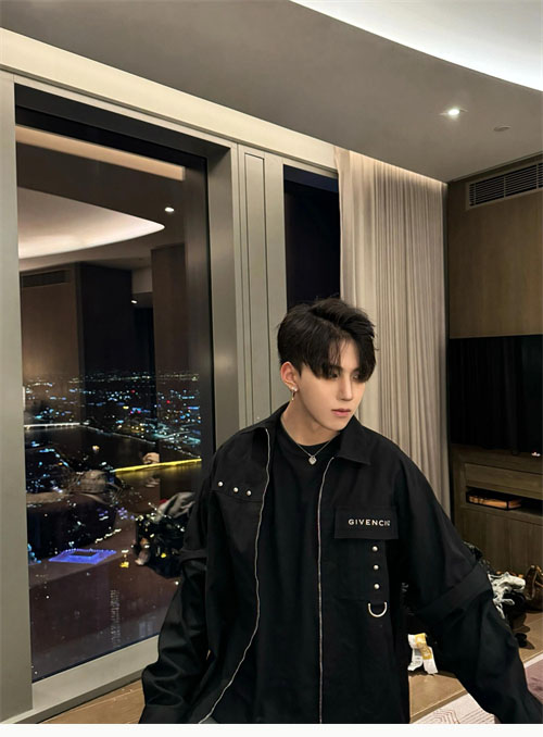 Givenchy 지방시 베이직 클래식 테디 자켓 레플리카 14번 이미지 - 의류 | 세미샵 레플리카 사이트