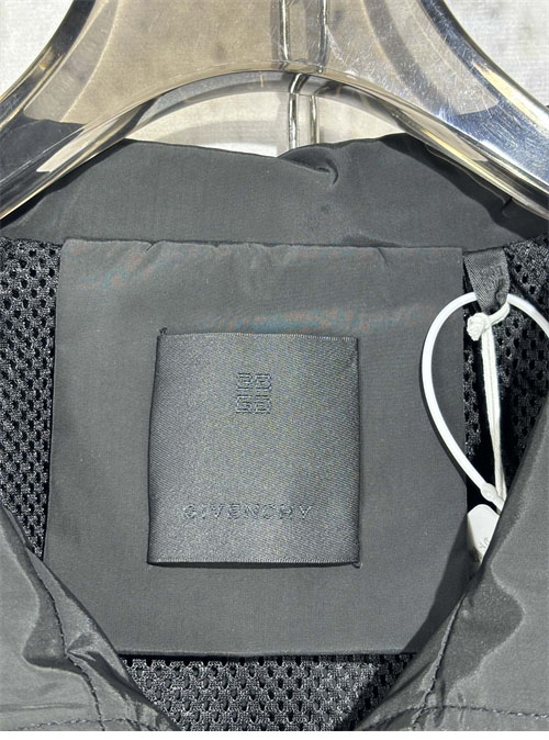 Givenchy 지방시 4G 패치 트랙 집업 자켓 레플리카 19번 이미지 - 의류 | 세미샵 레플리카 사이트