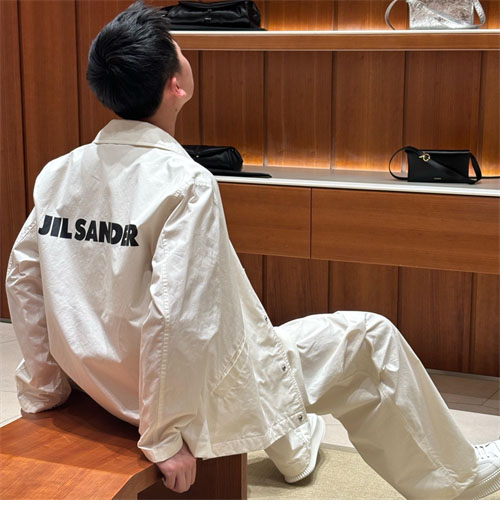 Jil Sander 질샌더 남성 밀리터리 로고 자켓 3컬러 레플리카 28번 이미지 - 의류 | 세미샵 레플리카 사이트