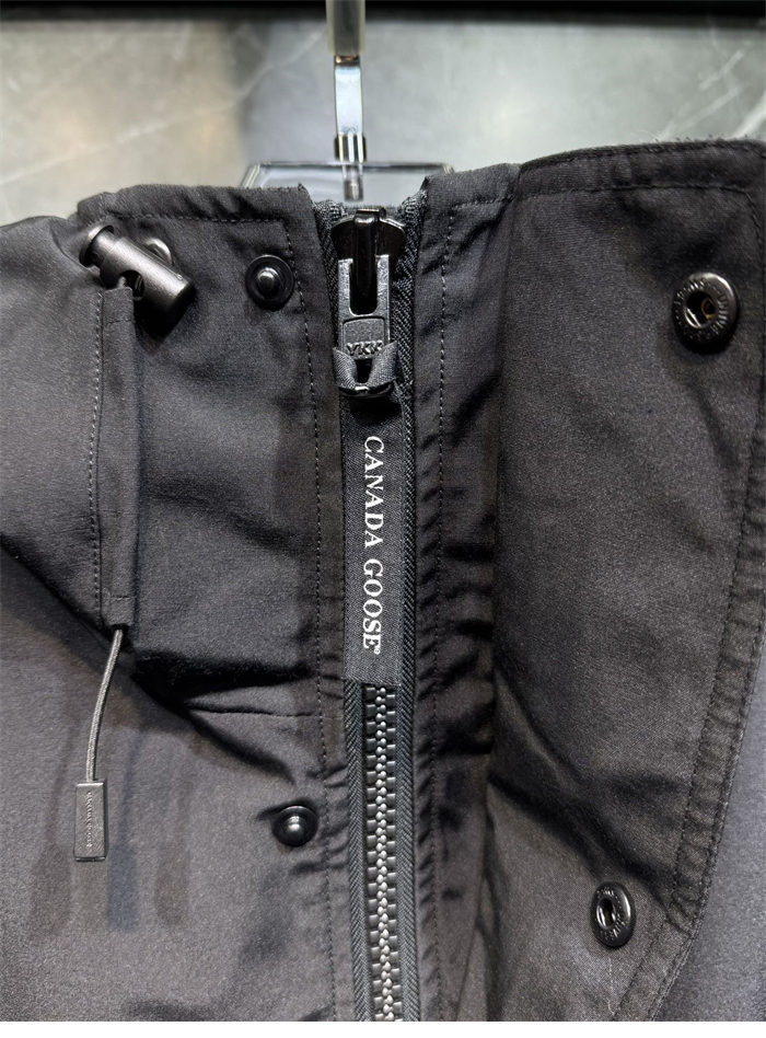 Canada Goose 캐나다구스 로크포트 Lockeport 다운 자켓 레플리카 11번 이미지 - 의류 | 세미샵 레플리카 사이트