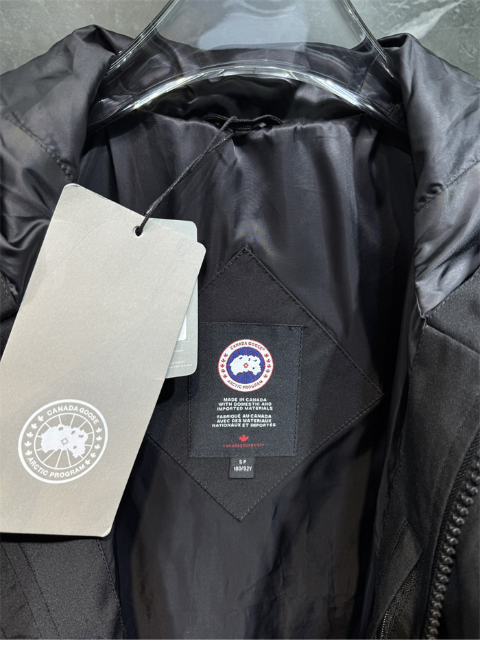 Canada Goose 캐나다구스 로크포트 Lockeport 다운 자켓 레플리카 14번 이미지 - 의류 | 세미샵 레플리카 사이트