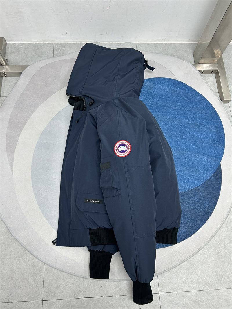 Canada Goose 캐나다구스 Chilliwack 칠리왁 봄버 헤리티지 다운 자켓 레플리카 21번 이미지 - 의류 | 세미샵 레플리카 사이트
